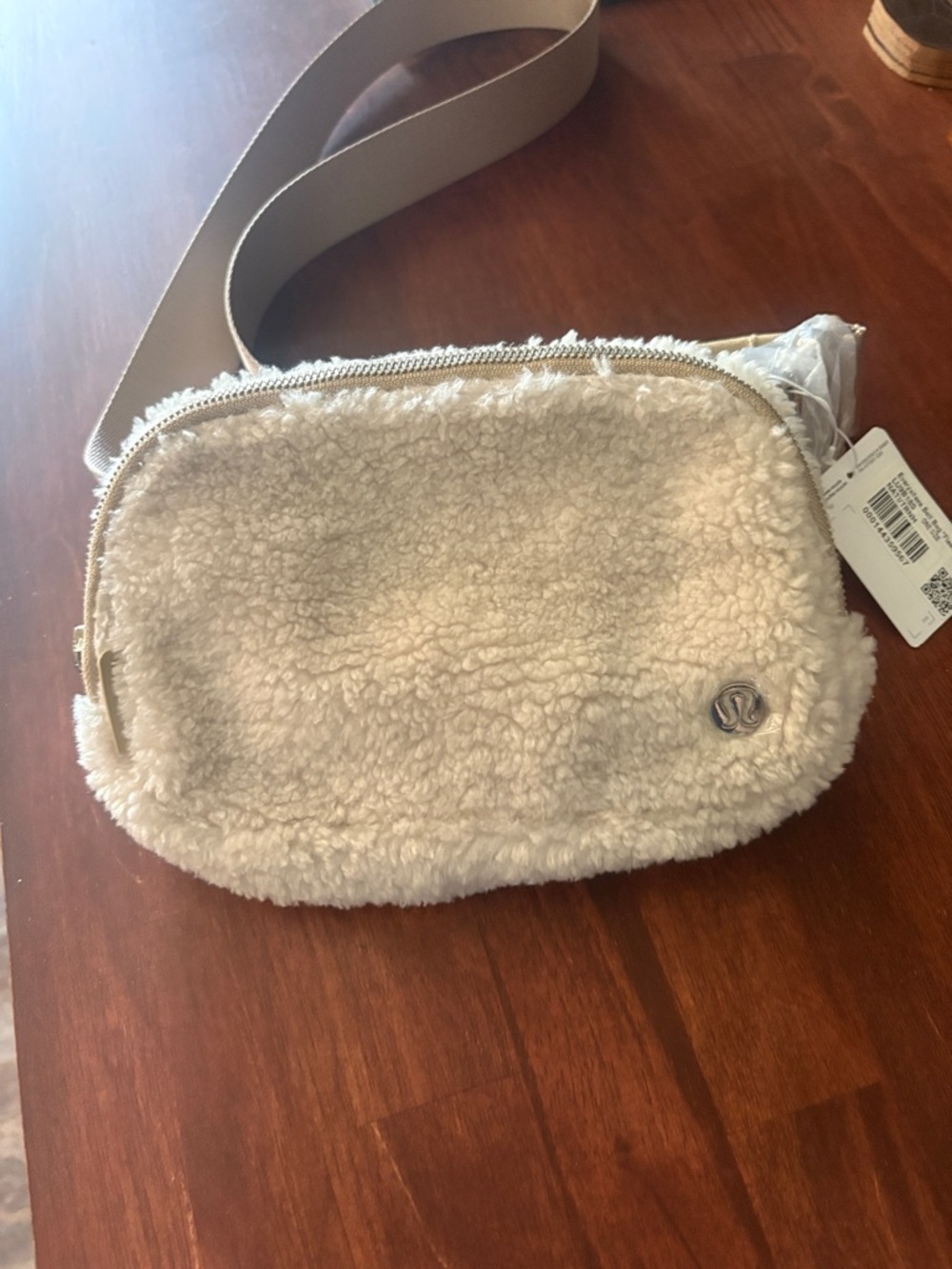 lululemon athletica Cream Sherpa Crossbody Pouch
